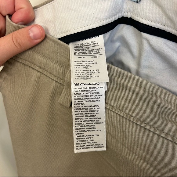 Dockers Men’s Classic Fit W38 L34 Khaki Pants Stretch Cotton Blend - Picture 8 of 10